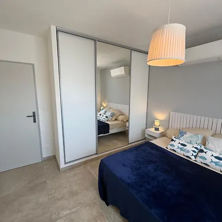 La Parenthese Mediterraneenne Отель типа 