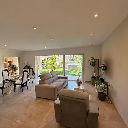 La Parenthese Mediterraneenne 3*