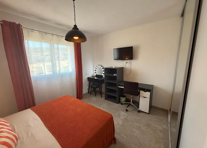 Bed & Breakfast La Parenthese Mediterraneenne 3*
