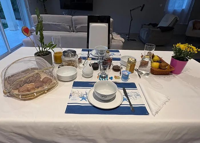 Frühstückspension La Parenthese Mediterraneenne 3*